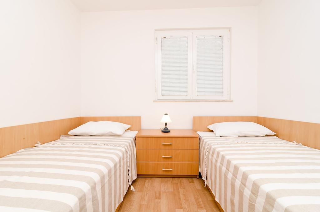 Apartments Sestanovic Orebić Rom bilde